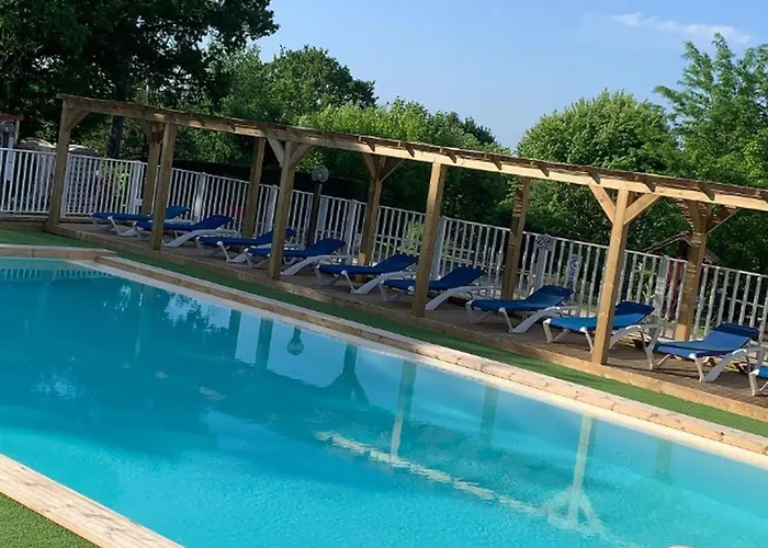 Mobil-home Confortable Avec Terrasse à - Api-1-52-330 Campeggio Limeuil